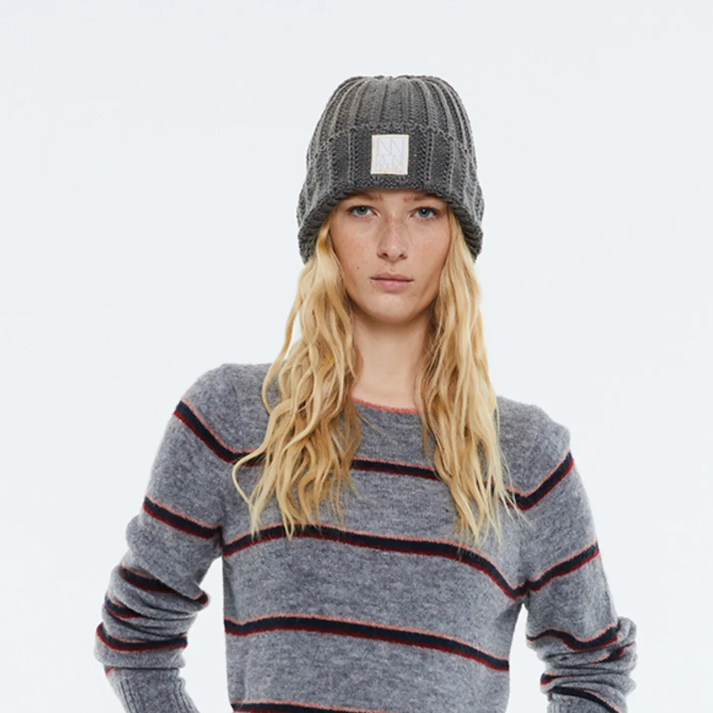 Andam Grey Cable Knit Beanie