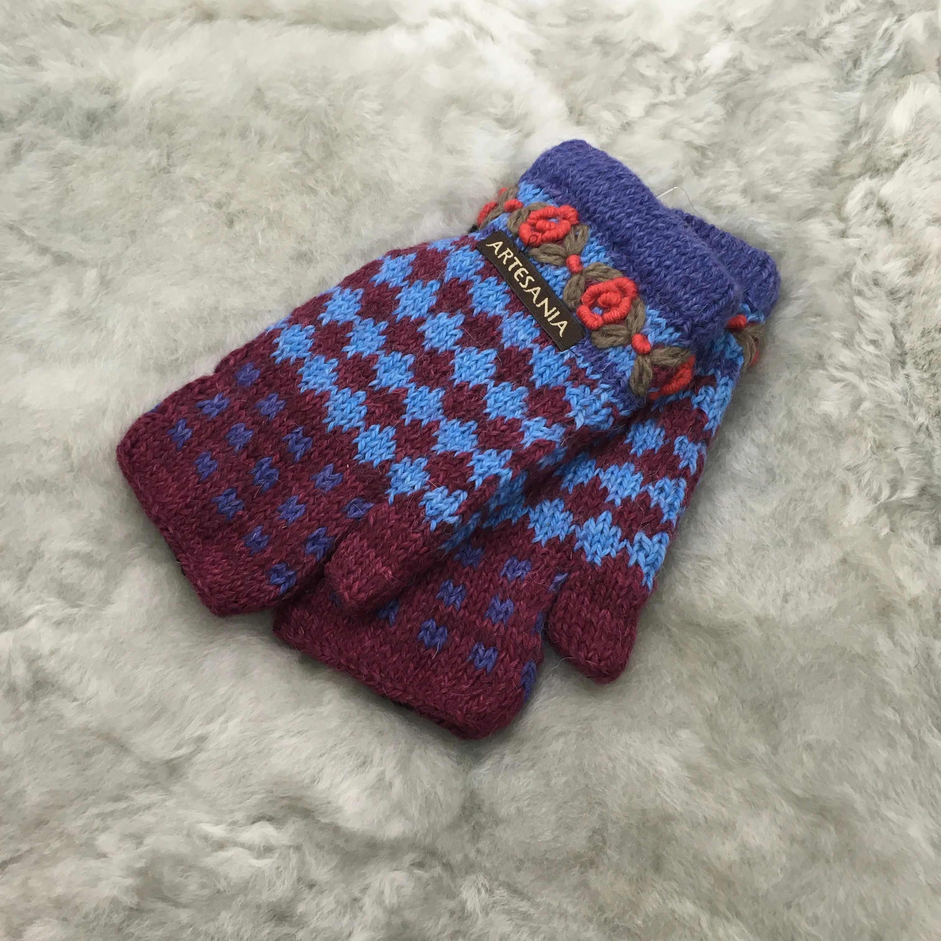 Festival Alpaca Gauntlets (Color Options)