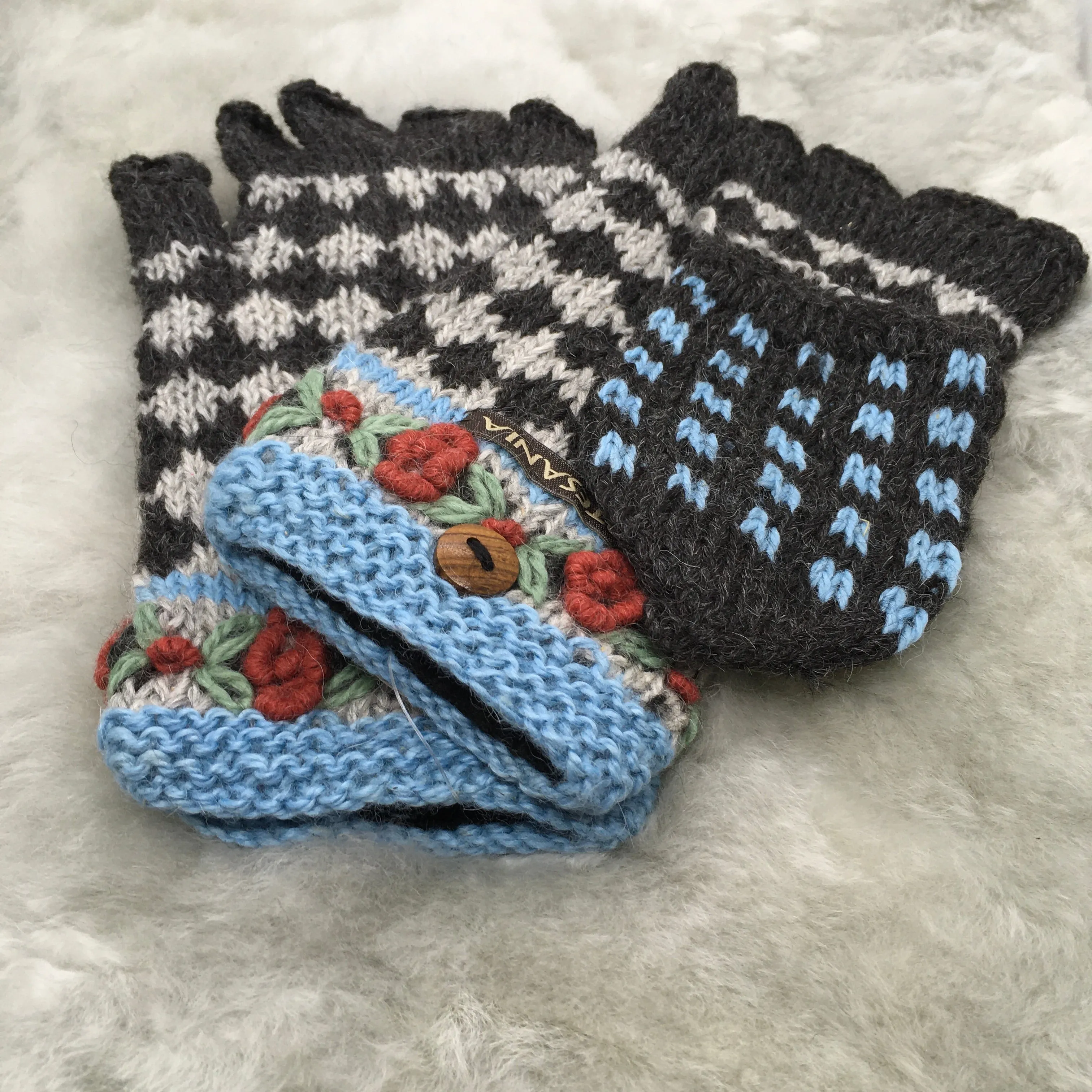 Festival Alpaca Glittens