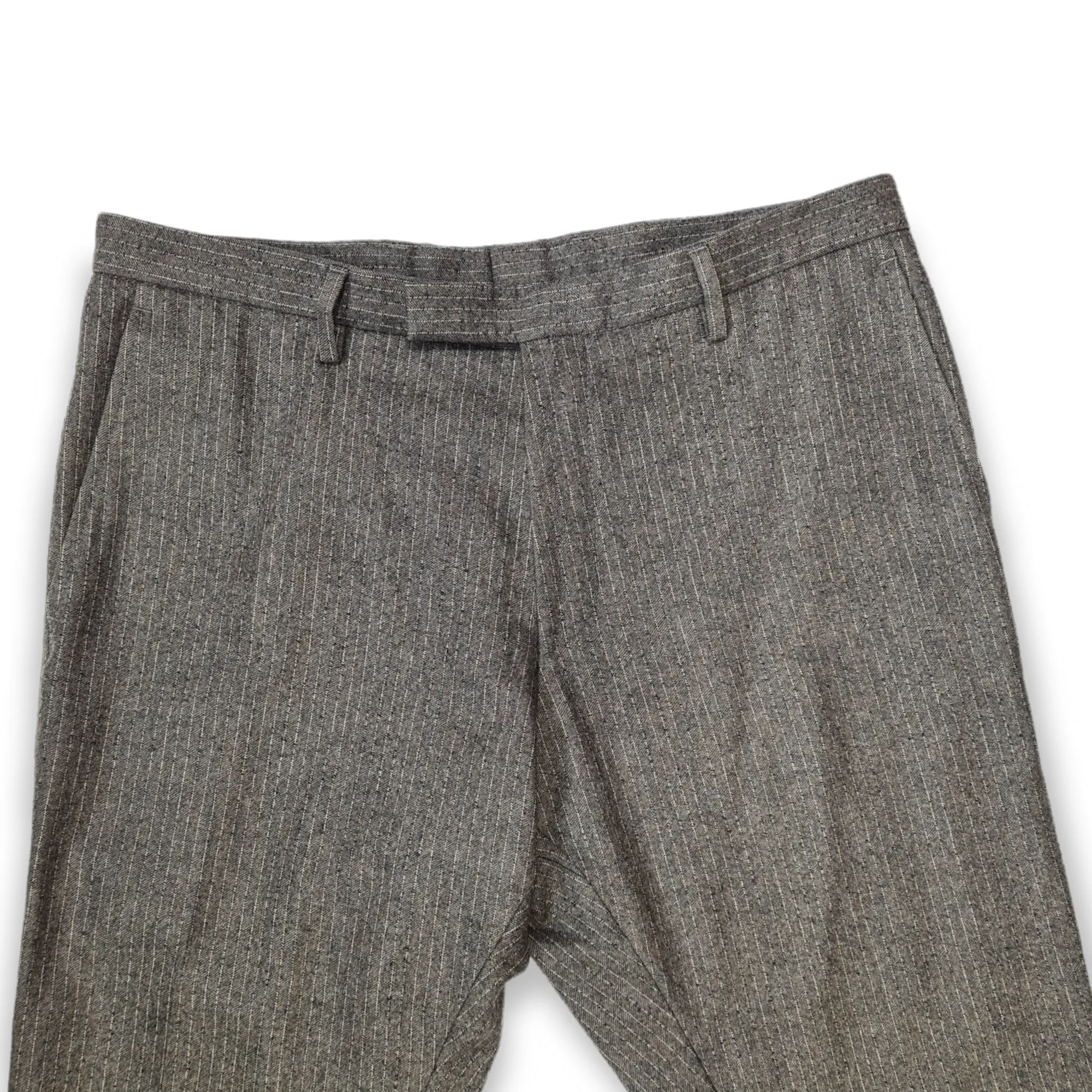 HUGO BOSS : WOOL PANTS : SIZE 50