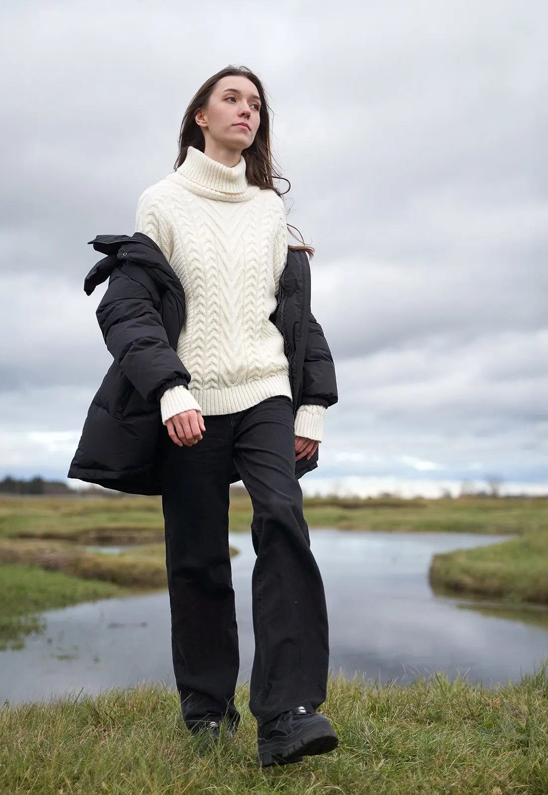 Käsmu women's braided high neck sweater