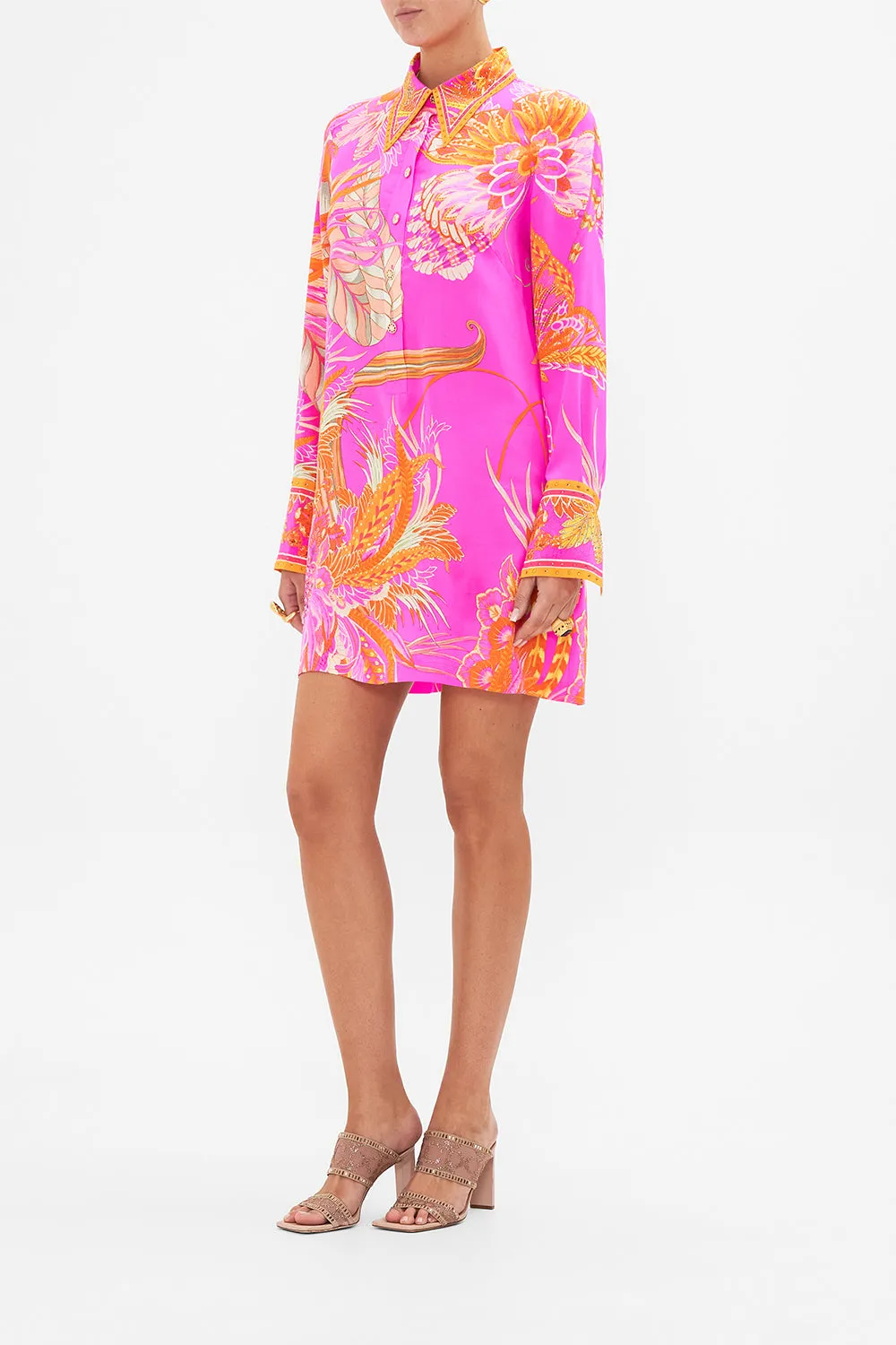 MINI SHIRT DRESS A HEART THAT FLUTTERS