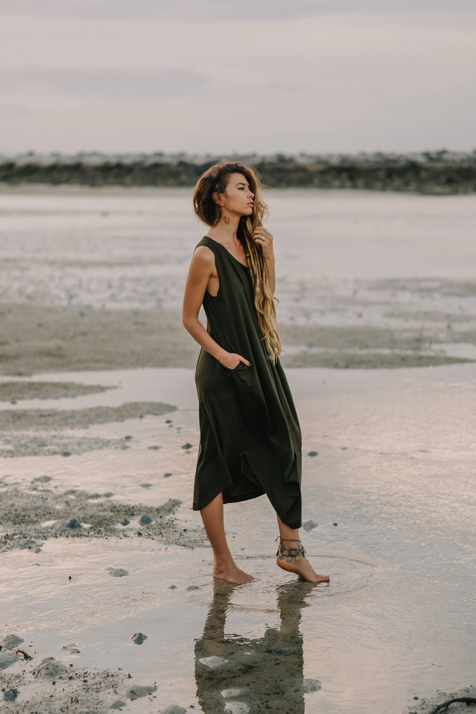 Sleeveless Pocket Dress Shaia Olive
